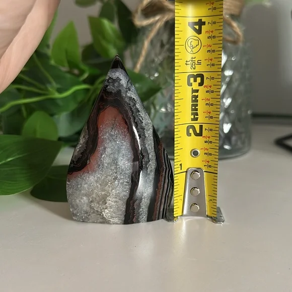 Elegant Black Agate Teardrop - Picture 4 of 5